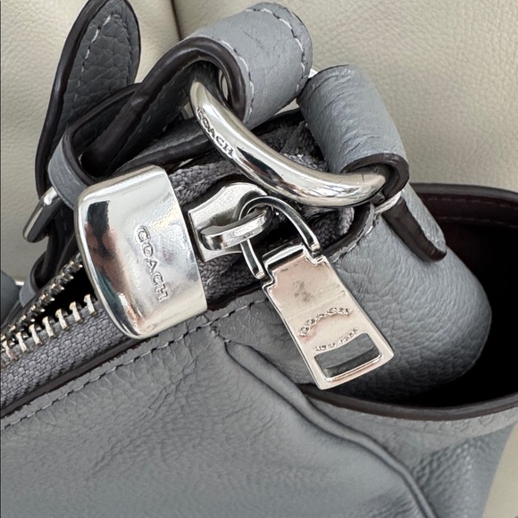 Coach Rori C2853 hobo shoulder bag in pebbled granite gray - Picture 6 of 12